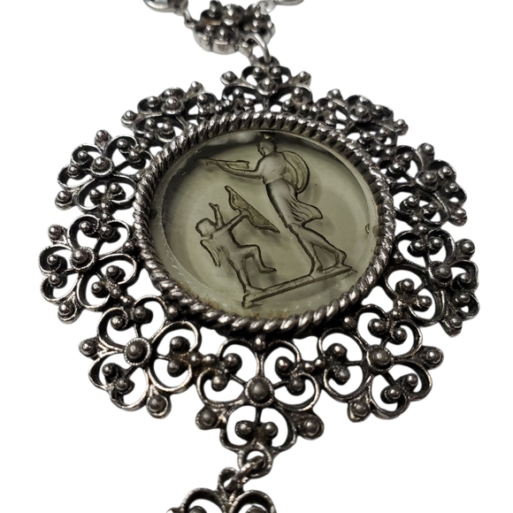 GOLDETTE Vintage Silver Intaglio Glass Cameo Cupid Venus Tassel Necklace - Picture 2 of 4
